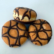 Лакис Донат с пълнеж шоколад 36х90 гр /1/